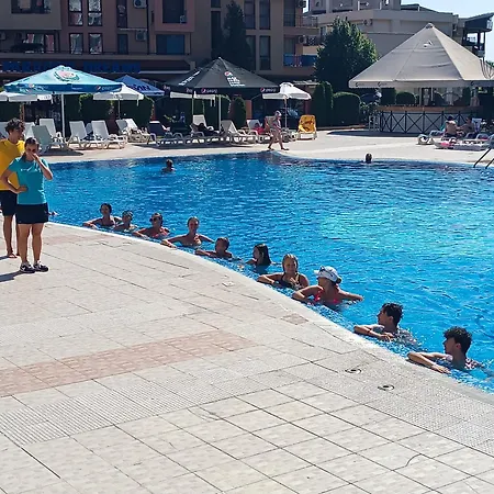 アパート Rooftop Sea View スヴェティ・ヴラス